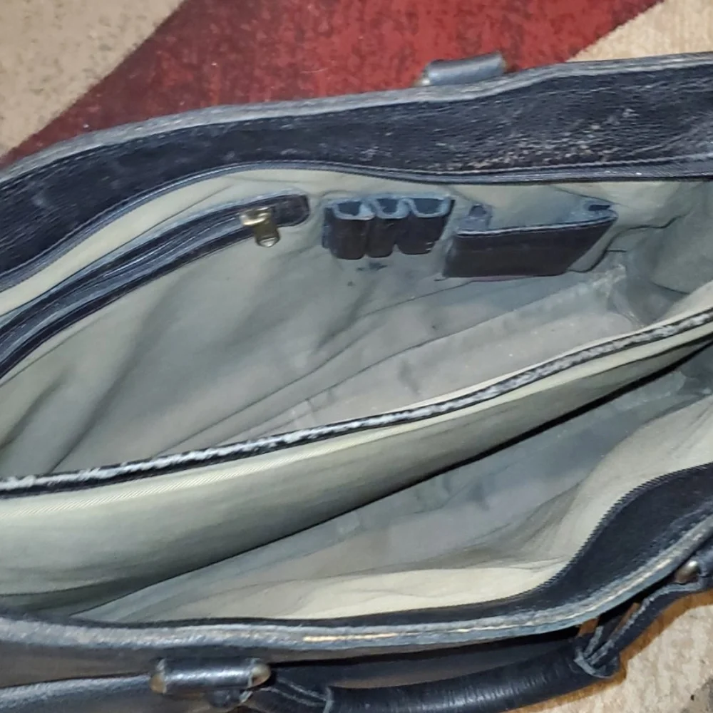 GroundCover Leather CompanyLaptop Bag – 15″